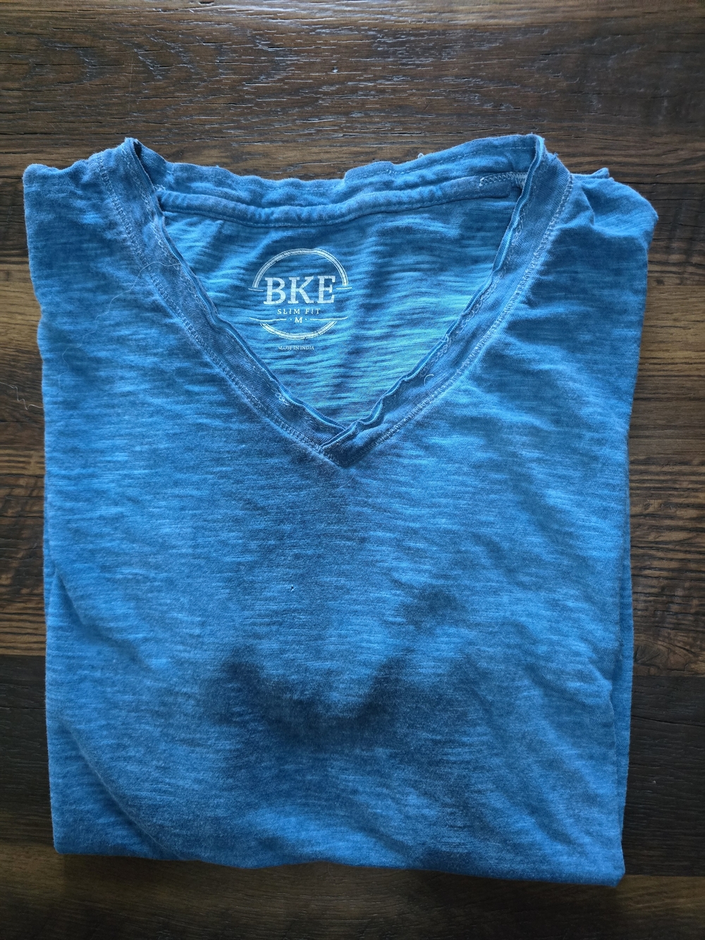 Buckle BKE Slim Fit Medium Mens Ocean Blue V-Neck 100% Cotton T-Shirt Distressed